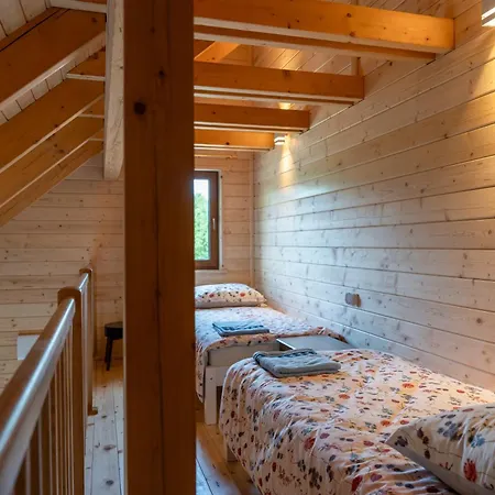 Holly House * Osiek